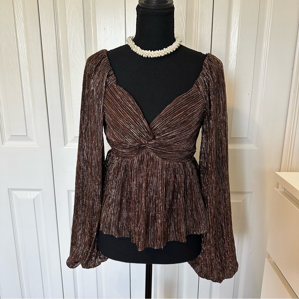 Francesca's Collections Brown Metallic Twist-Peplum Blouse Size S